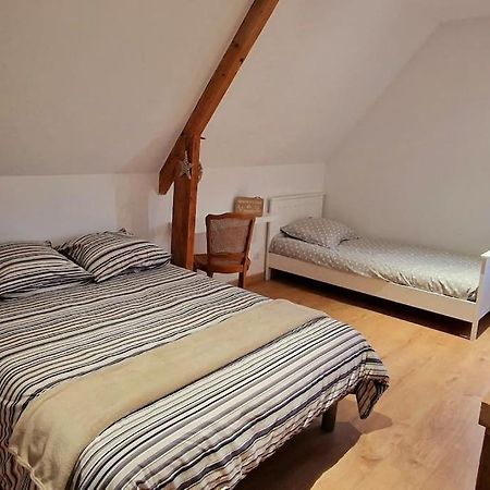 Appartement Charmant Et Spacieux Auxerre Extérieur photo